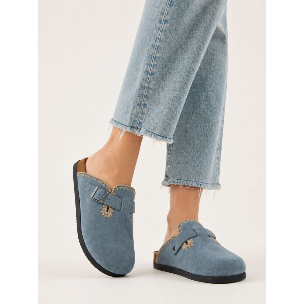 White Mountain Bendees Blue Suede Leather Clogs 9M Embroidered Boho Slip On Mule